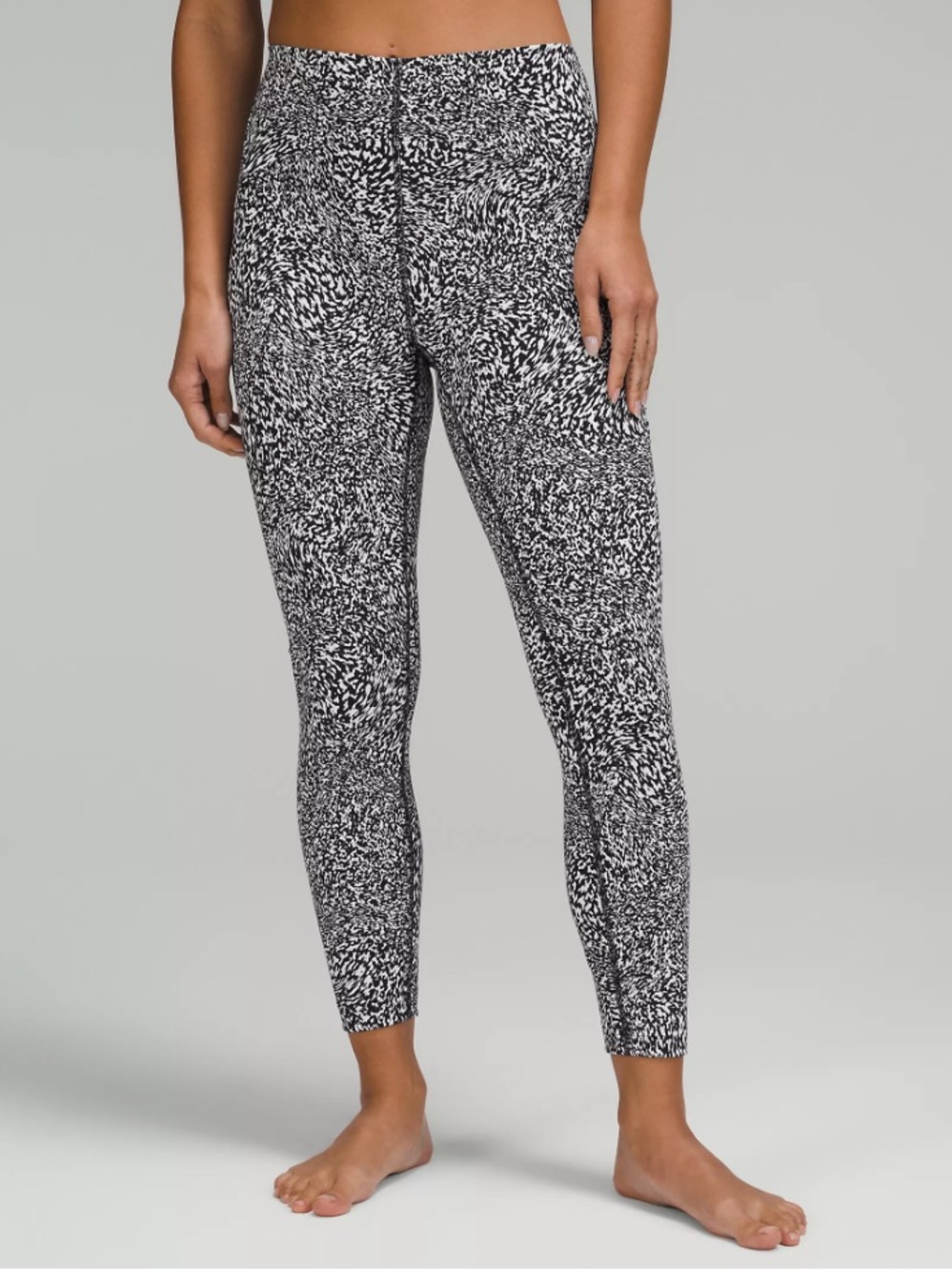 Lululemon InStill Leggings - sz 8